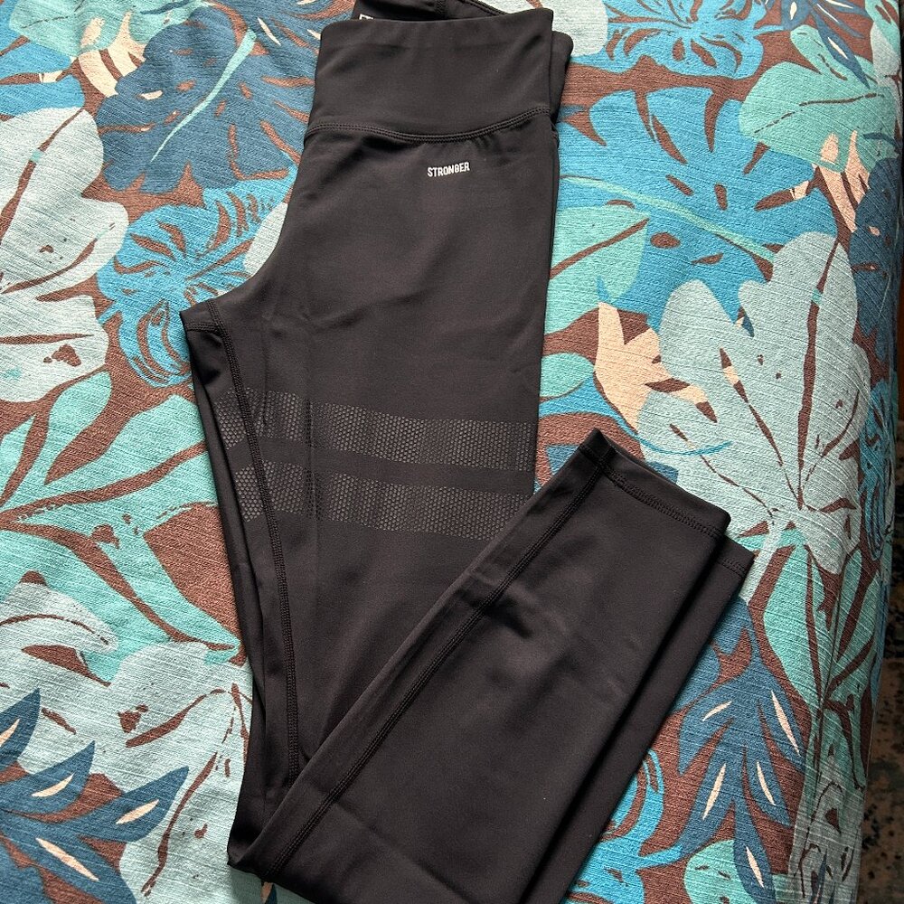 Stronger Label Etna Leggings Size M Black